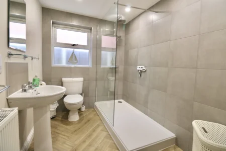 Crab Cottage Bathroom