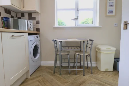 Crab Cottage Kitchen Table