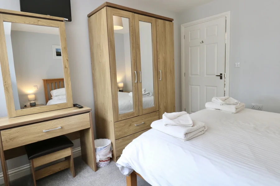 Driftwood Cottage Double Bedroom