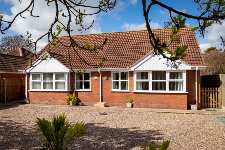 Sandilands Holiday Cottages Seashells and Driftwood